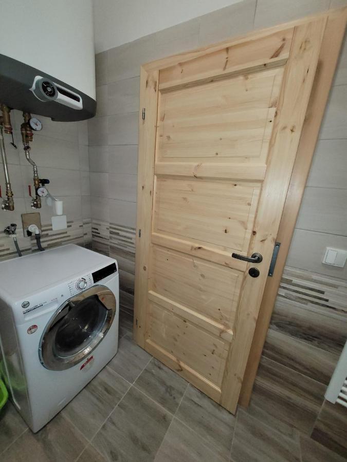 Chateau Moravany - Apartmany, Teepee A Wellness Ronow an der Doubrava المظهر الخارجي الصورة